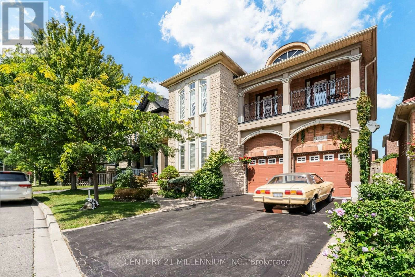 2555 Nichols Drive, Oakville, ON, L6H 7L3