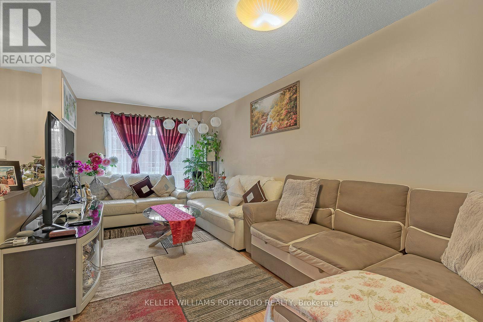 126-1168 Arena Road, Mississauga, ON, L4Y 4K7 - 4