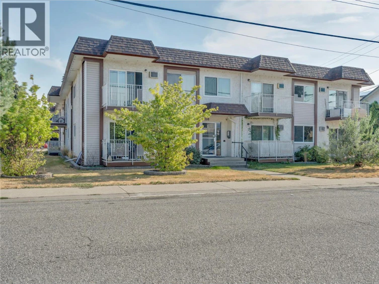 208-198 Roy Avenue, Penticton, BC, V2A 3M9