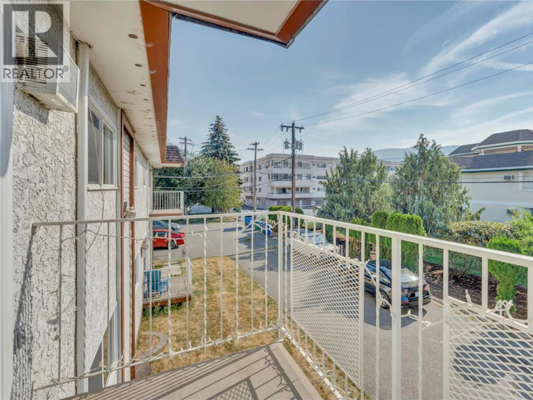 208-198 Roy Avenue, Penticton, BC, V2A 3M9 - 13