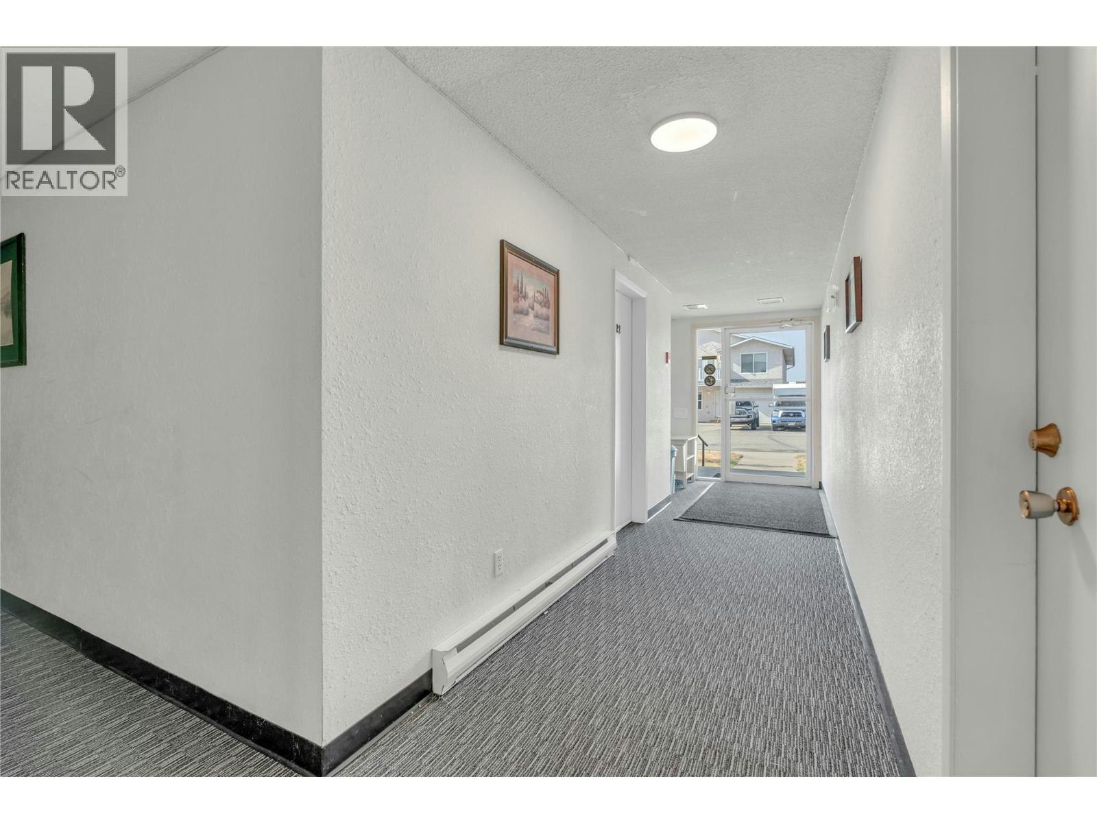 208-198 Roy Avenue, Penticton, BC, V2A 3M9 - 23