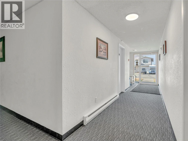 208-198 Roy Avenue, Penticton, BC, V2A 3M9 - 23