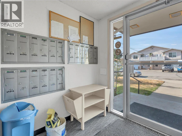 208-198 Roy Avenue, Penticton, BC, V2A 3M9 - 24