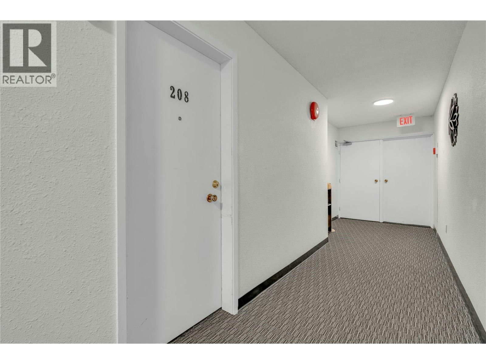 208-198 Roy Avenue, Penticton, BC, V2A 3M9 - 21