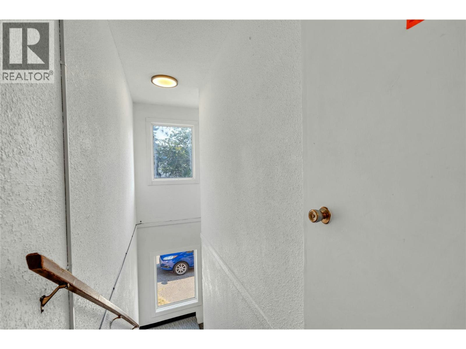 208-198 Roy Avenue, Penticton, BC, V2A 3M9 - 22