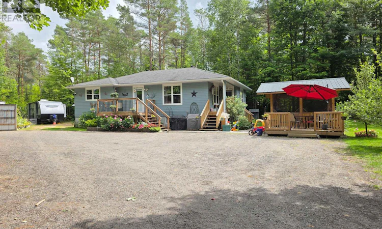 370 Gravelle Road