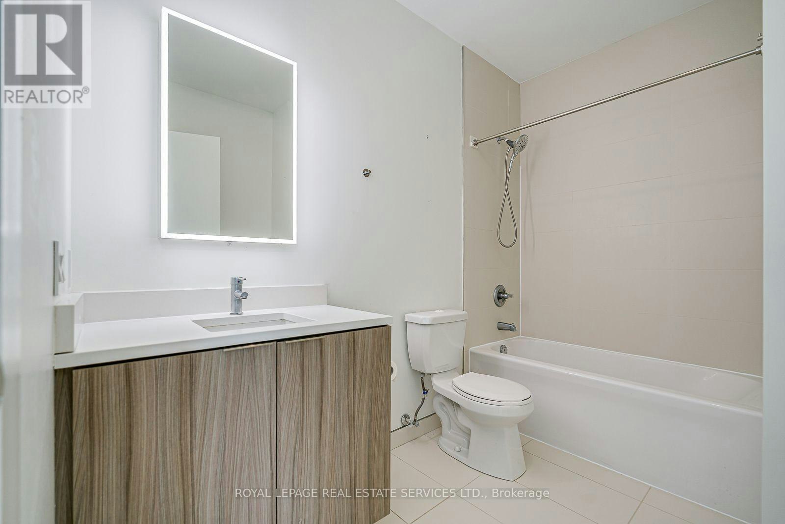 1110-223 St Clair Avenue W, Toronto, ON, M4V 1R3 - 15