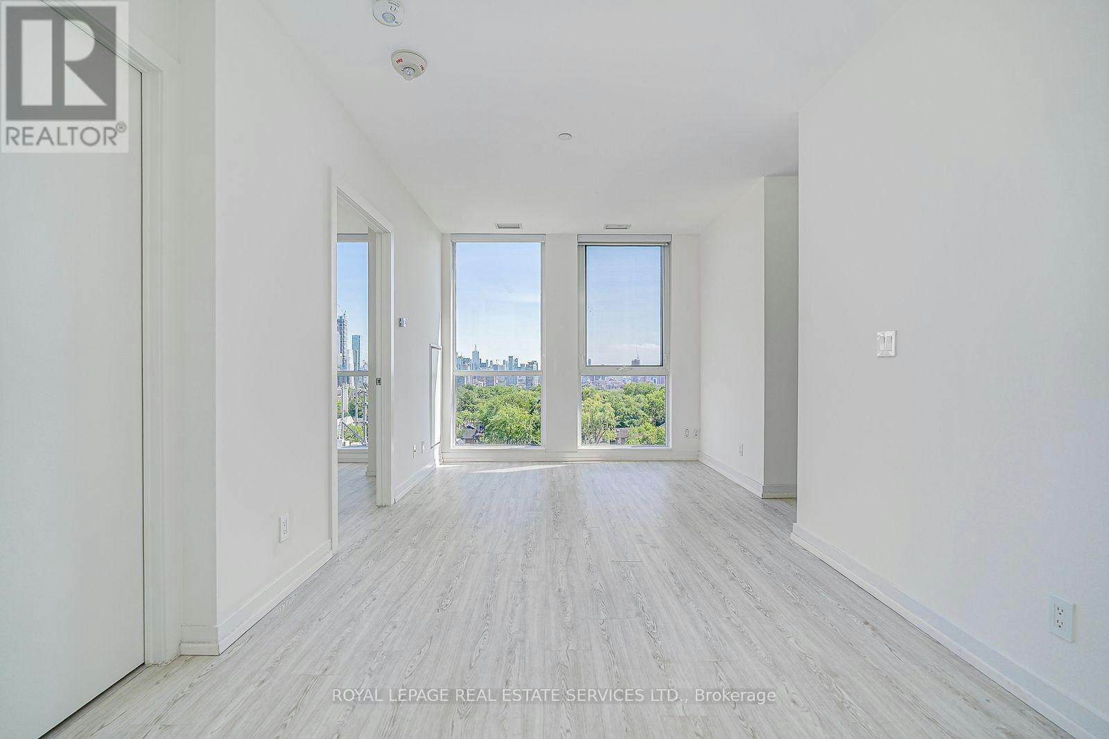 1110-223 St Clair Avenue W, Toronto, ON, M4V 1R3 - 3