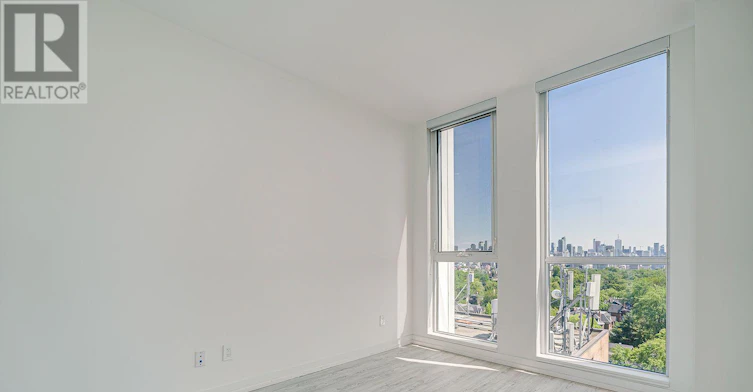 1110-223 St Clair Avenue W, Toronto, ON, M4V 1R3 - 13