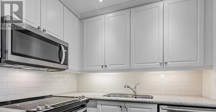 2506-628 Fleet Street, Toronto, ON, M5V 1A8 - 10