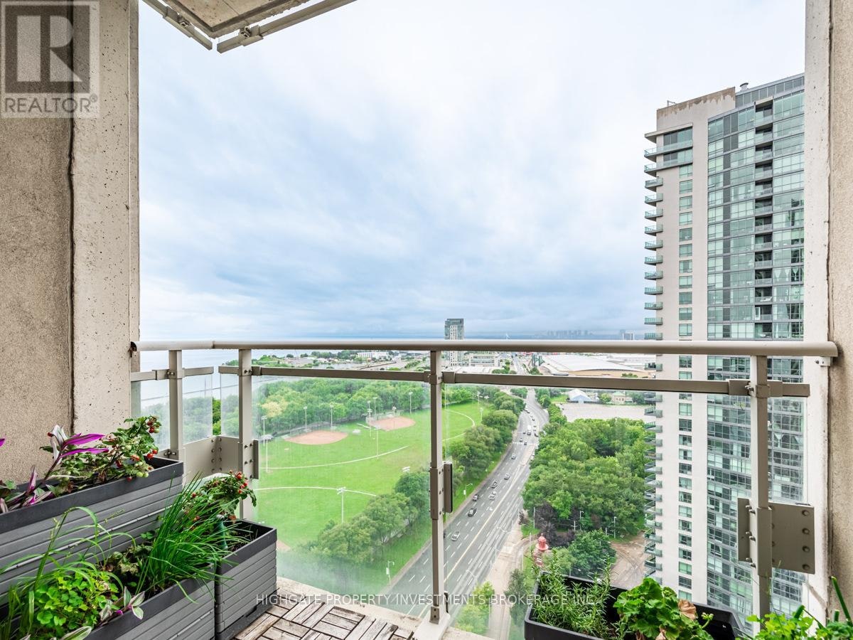 2506-628 Fleet Street, Toronto, ON, M5V 1A8 - 24