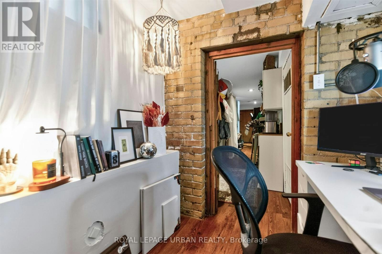 20 Cambridge Avenue, Toronto, ON, M4K 2L1 - 17