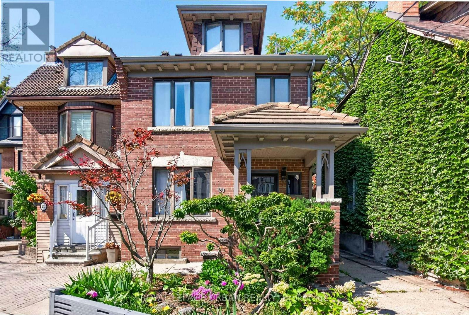 20 Cambridge Avenue, Toronto, ON, M4K 2L1 - 3