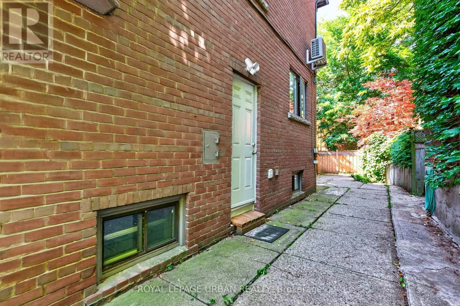 20 Cambridge Avenue, Toronto, ON, M4K 2L1 - 25