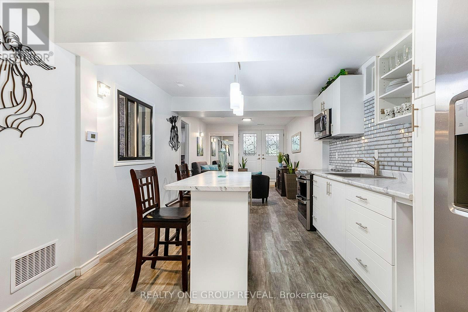 LOWER-524 Simcoe Street S, Oshawa, ON, L1H 4J8 - 3