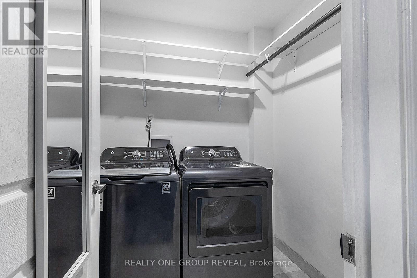 LOWER-524 Simcoe Street S, Oshawa, ON, L1H 4J8 - 6