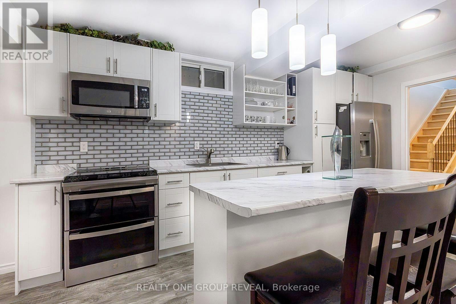LOWER-524 Simcoe Street S, Oshawa, ON, L1H 4J8 - 4