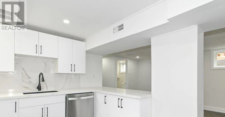 LOWER-61 Maybourne Avenue, Toronto, ON, M1L 2W1 - 5