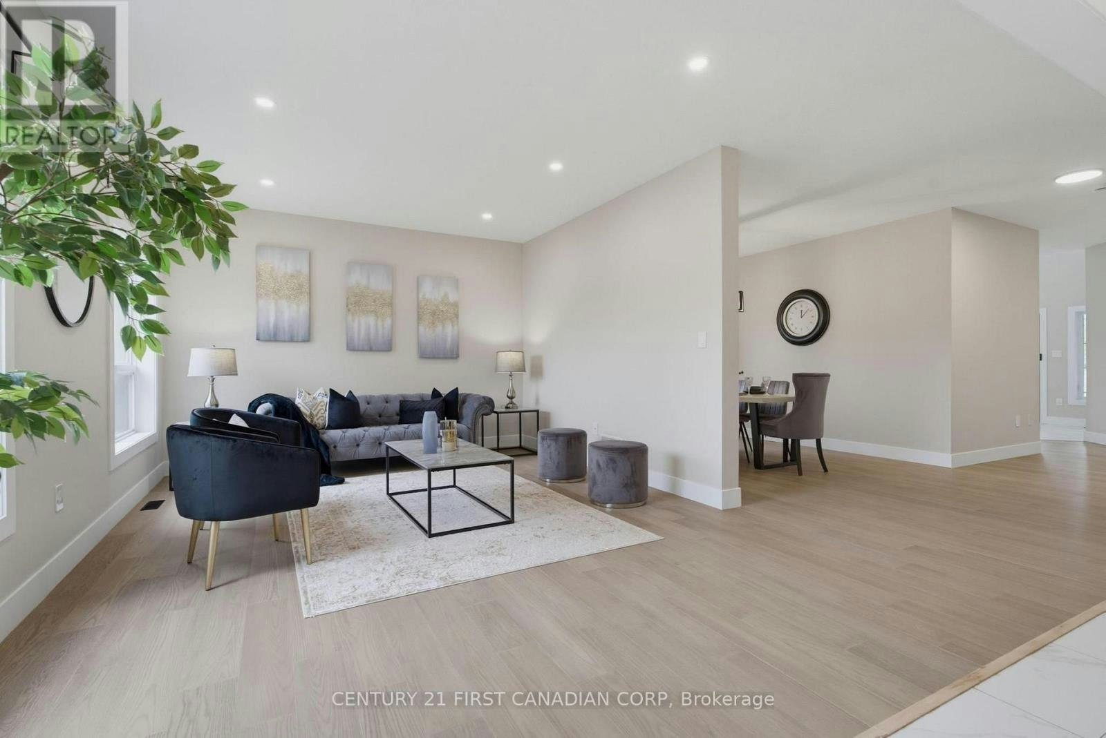 UPPER UNIT-2023 Jubilee Drive, London, ON, N6G 0H7 - 11