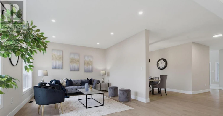 UPPER UNIT-2023 Jubilee Drive, London, ON, N6G 0H7 - 11
