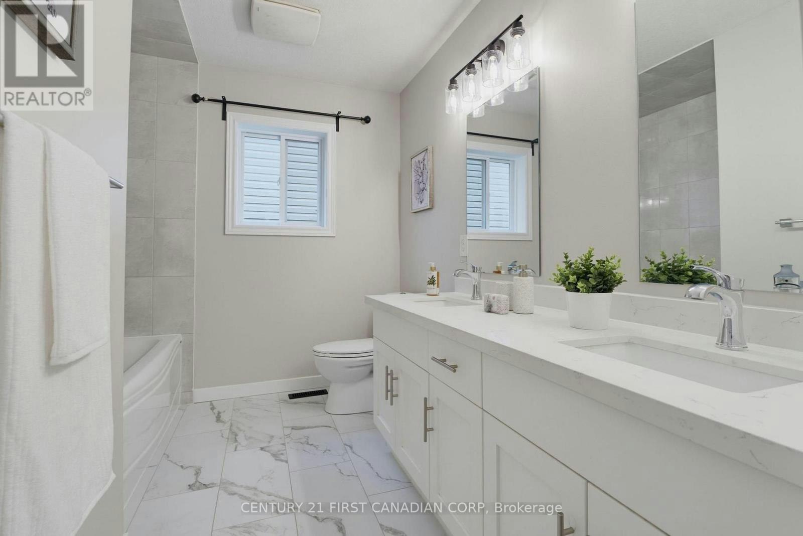 UPPER UNIT-2023 Jubilee Drive, London, ON, N6G 0H7 - 29