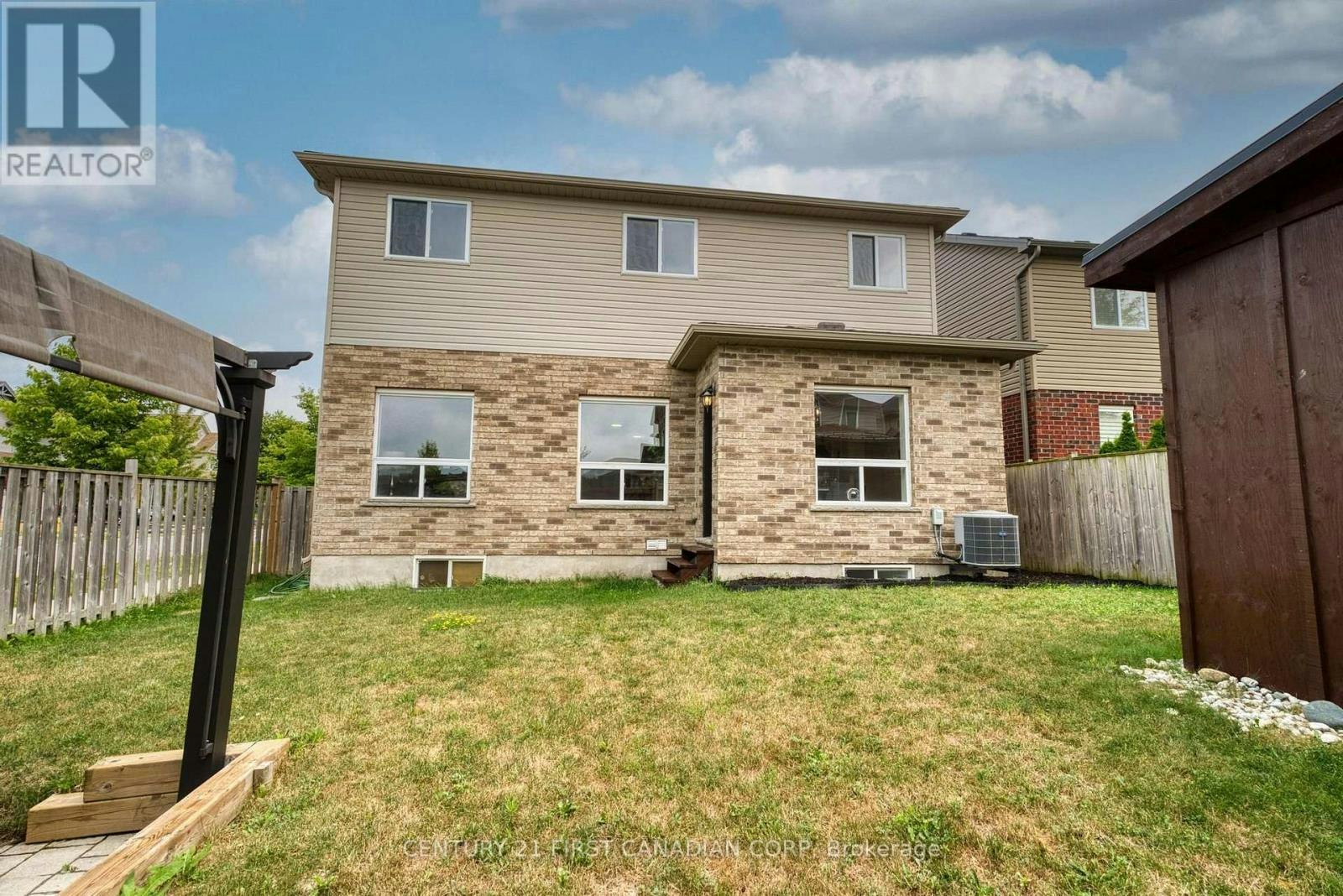 UPPER UNIT-2023 Jubilee Drive, London, ON, N6G 0H7 - 37