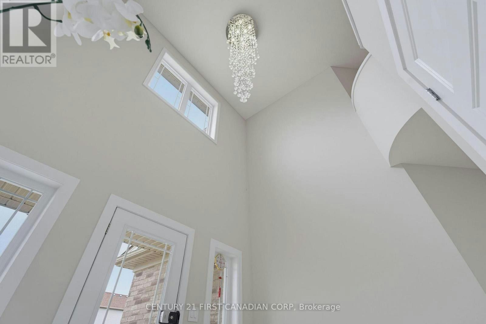 UPPER UNIT-2023 Jubilee Drive, London, ON, N6G 0H7 - 5