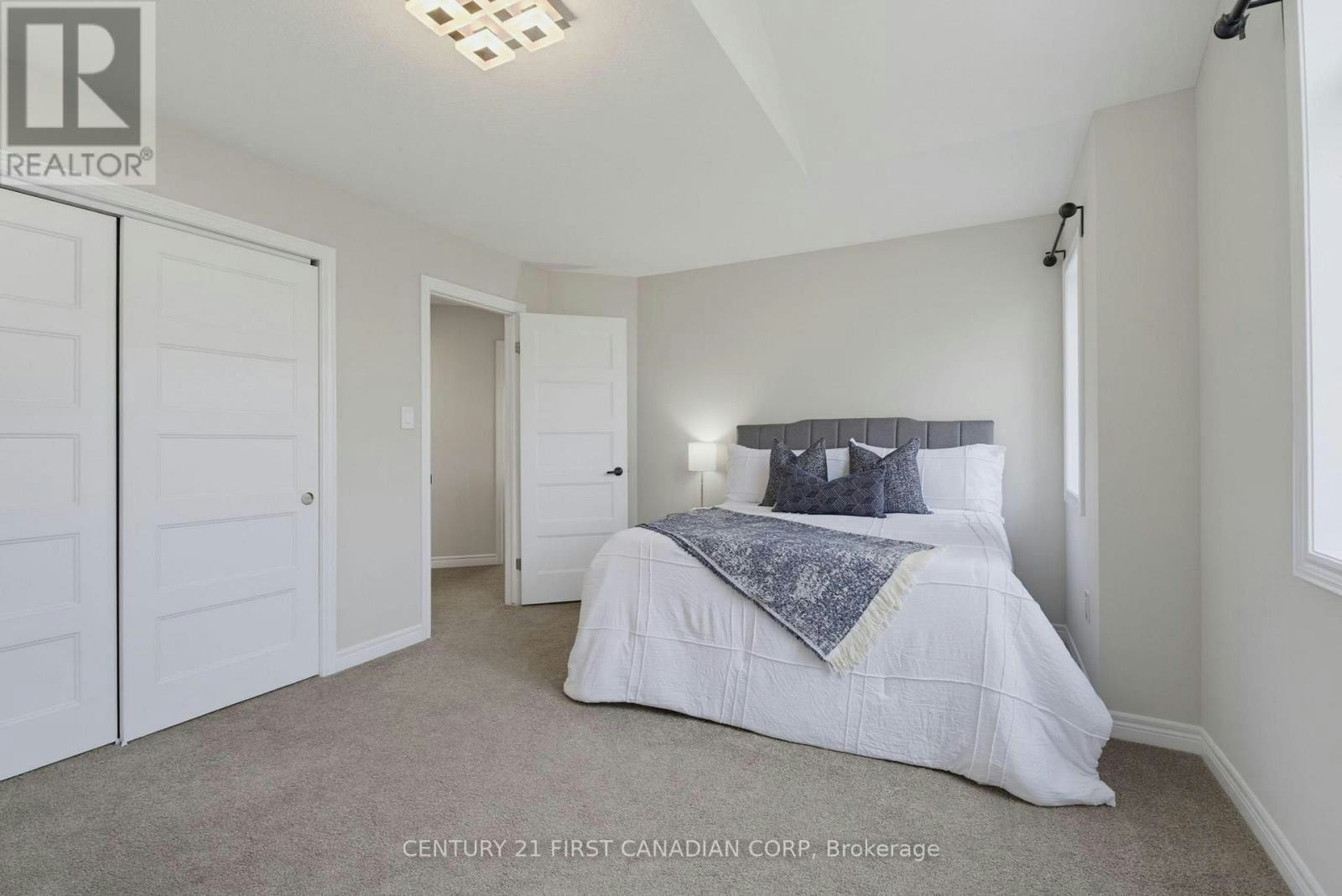 UPPER UNIT-2023 Jubilee Drive, London, ON, N6G 0H7 - 31