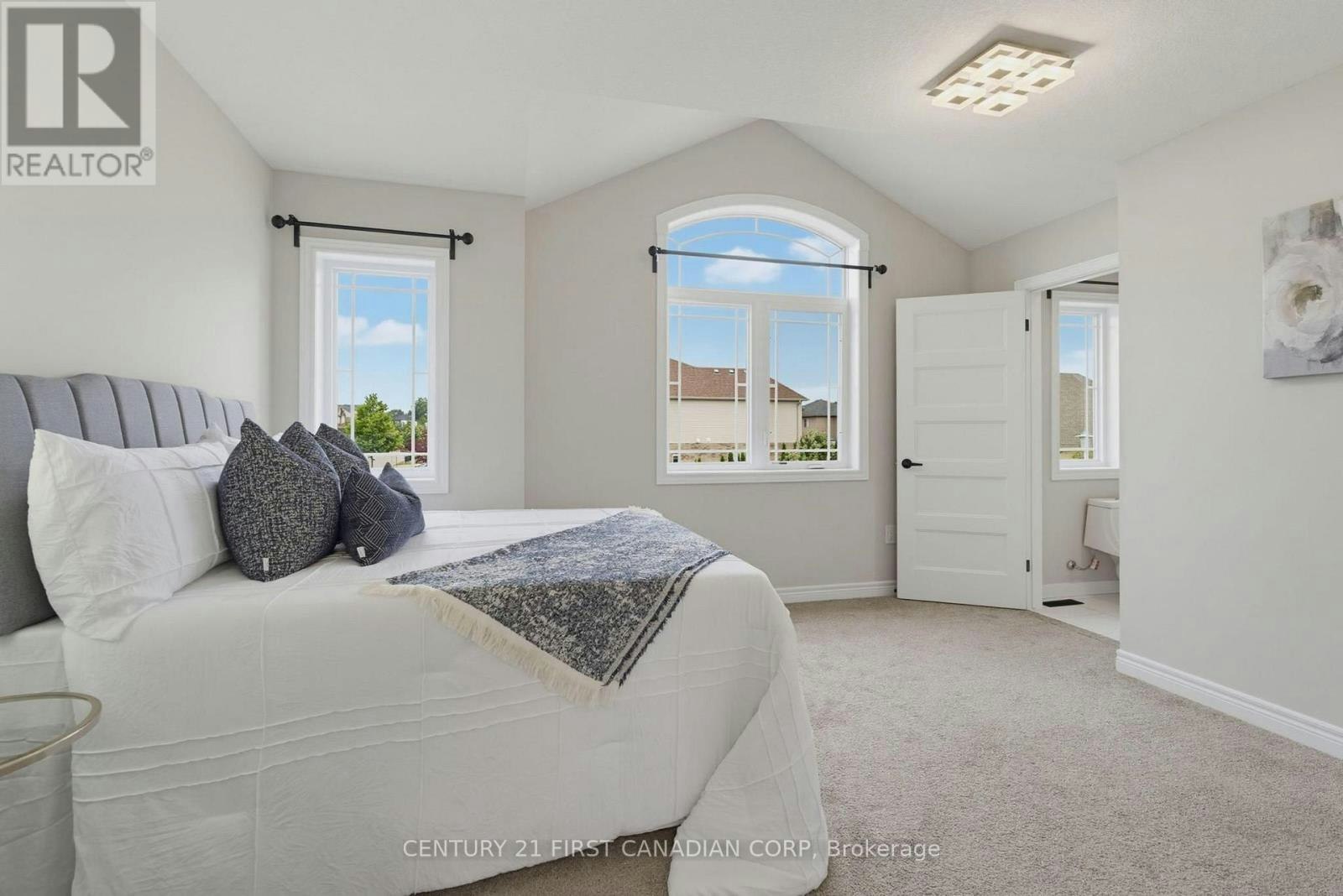 UPPER UNIT-2023 Jubilee Drive, London, ON, N6G 0H7 - 30
