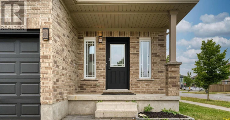 UPPER UNIT-2023 Jubilee Drive, London, ON, N6G 0H7 - 2