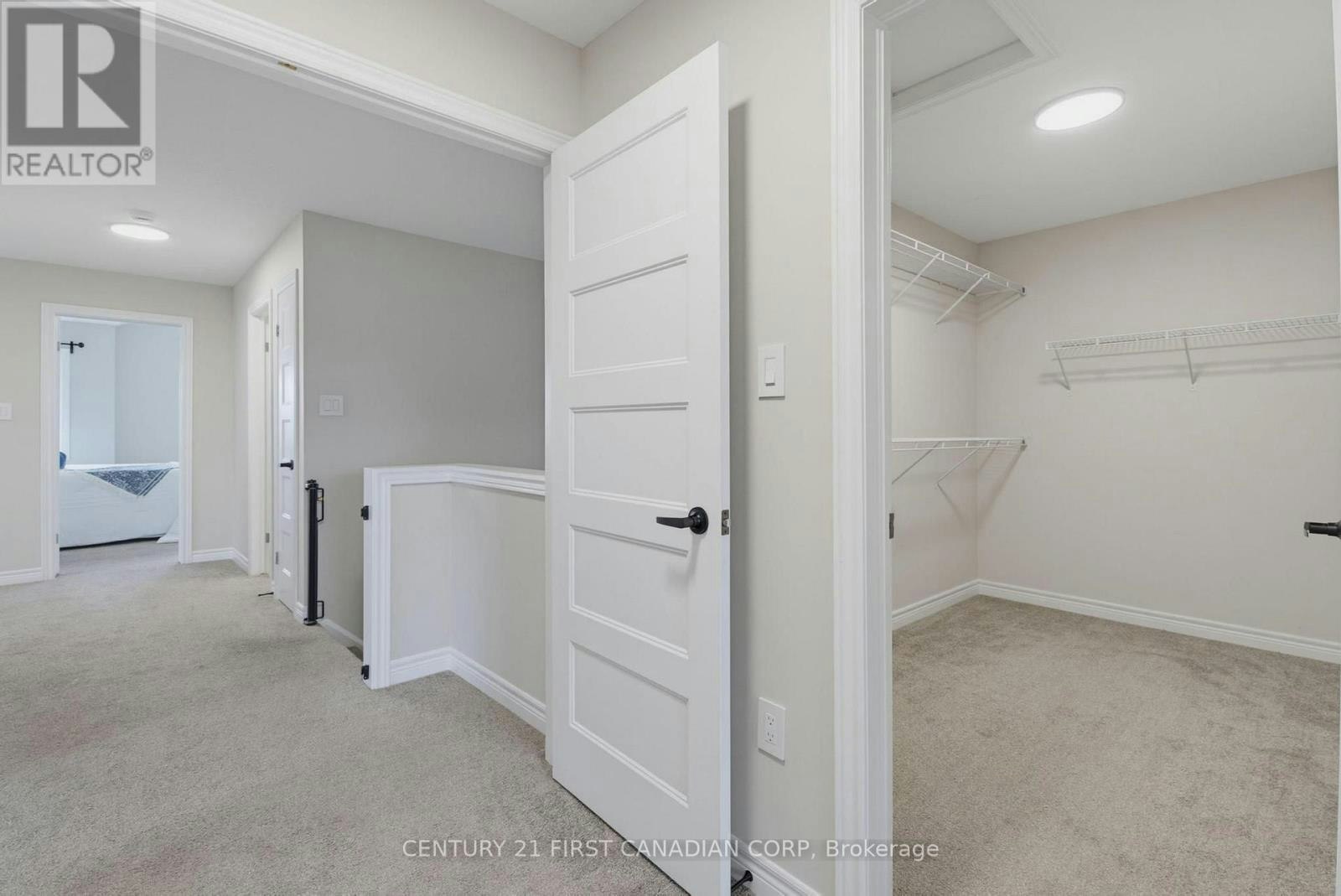 UPPER UNIT-2023 Jubilee Drive, London, ON, N6G 0H7 - 24