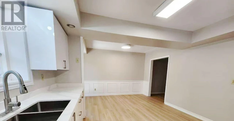 UPPER LEVEL-711 Algoma Avenue, London, ON, N5X 1W4 - 8