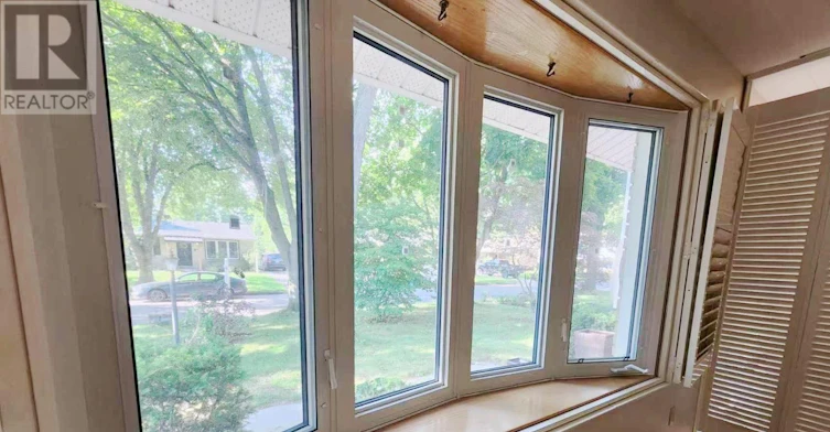 UPPER LEVEL-711 Algoma Avenue, London, ON, N5X 1W4 - 6