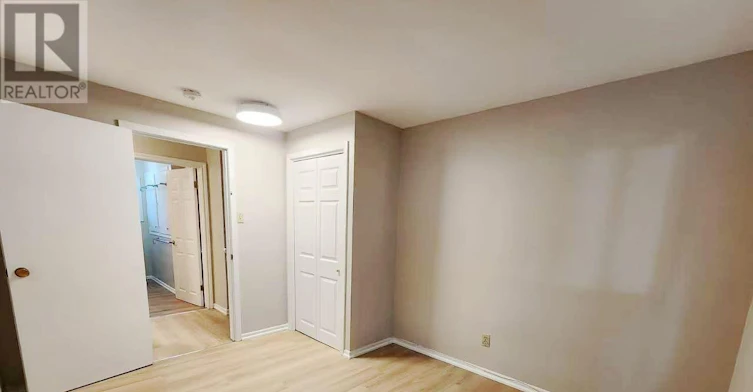 UPPER LEVEL-711 Algoma Avenue, London, ON, N5X 1W4 - 12