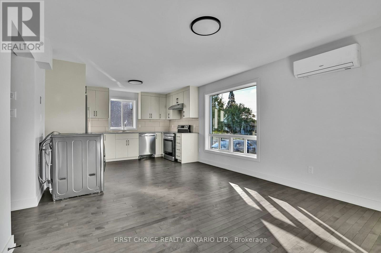 1-972 Dynes Road, Ottawa, ON, K2C 0G8 - 4