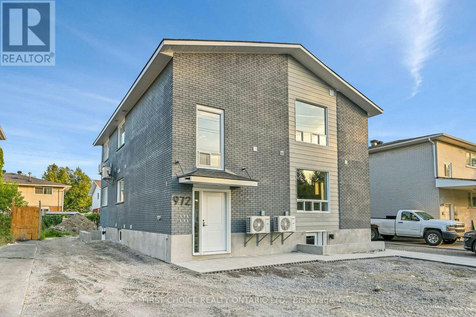 972 Dynes Road, Ottawa, ON, K2C 0G8