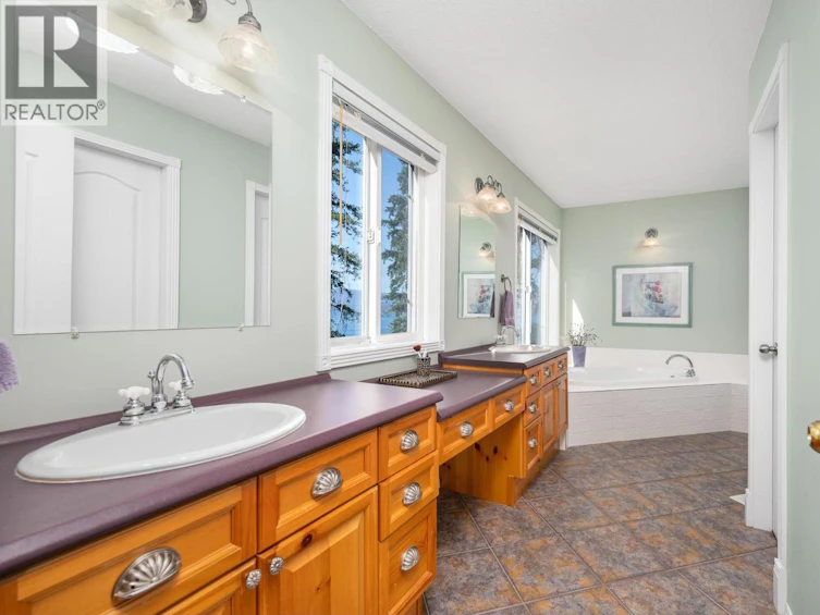 9725 Cameron Road, Vernon, BC, V1H 1K9 - 32