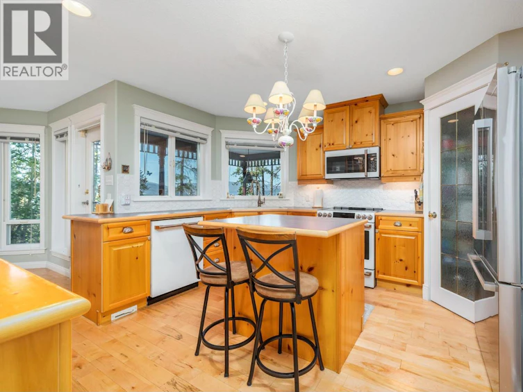 9725 Cameron Road, Vernon, BC, V1H 1K9 - 15