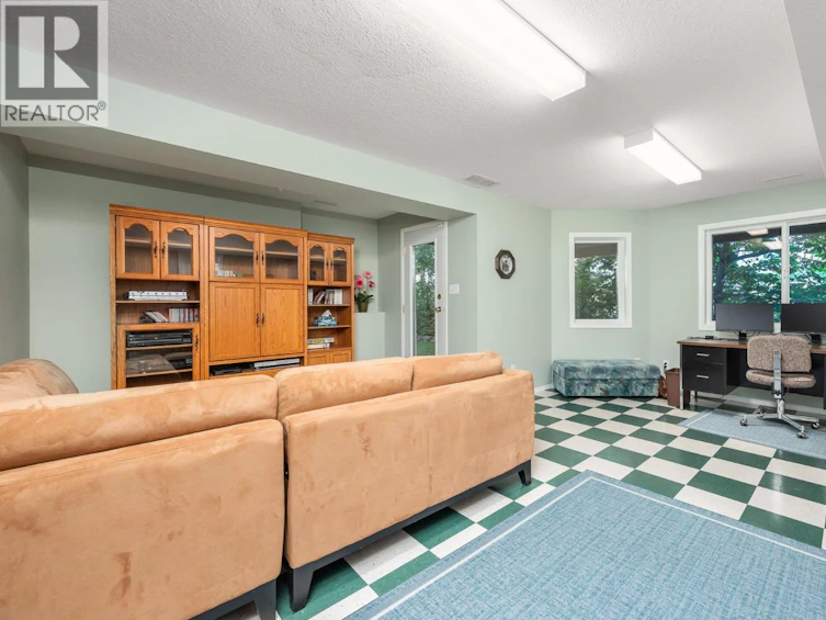 9725 Cameron Road, Vernon, BC, V1H 1K9 - 41