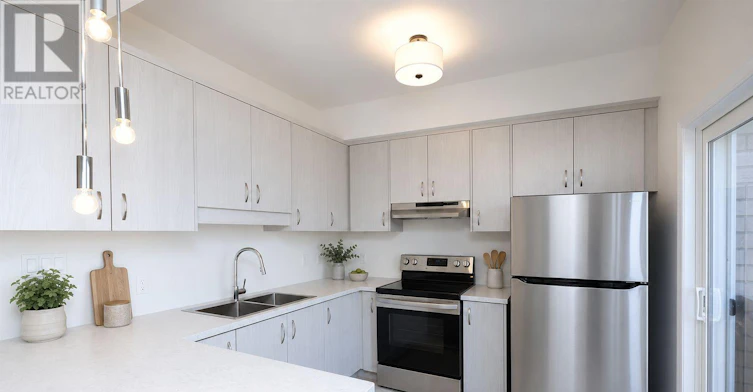 138 Renfrew Trail, Welland, ON, L3C 0K2 - 6