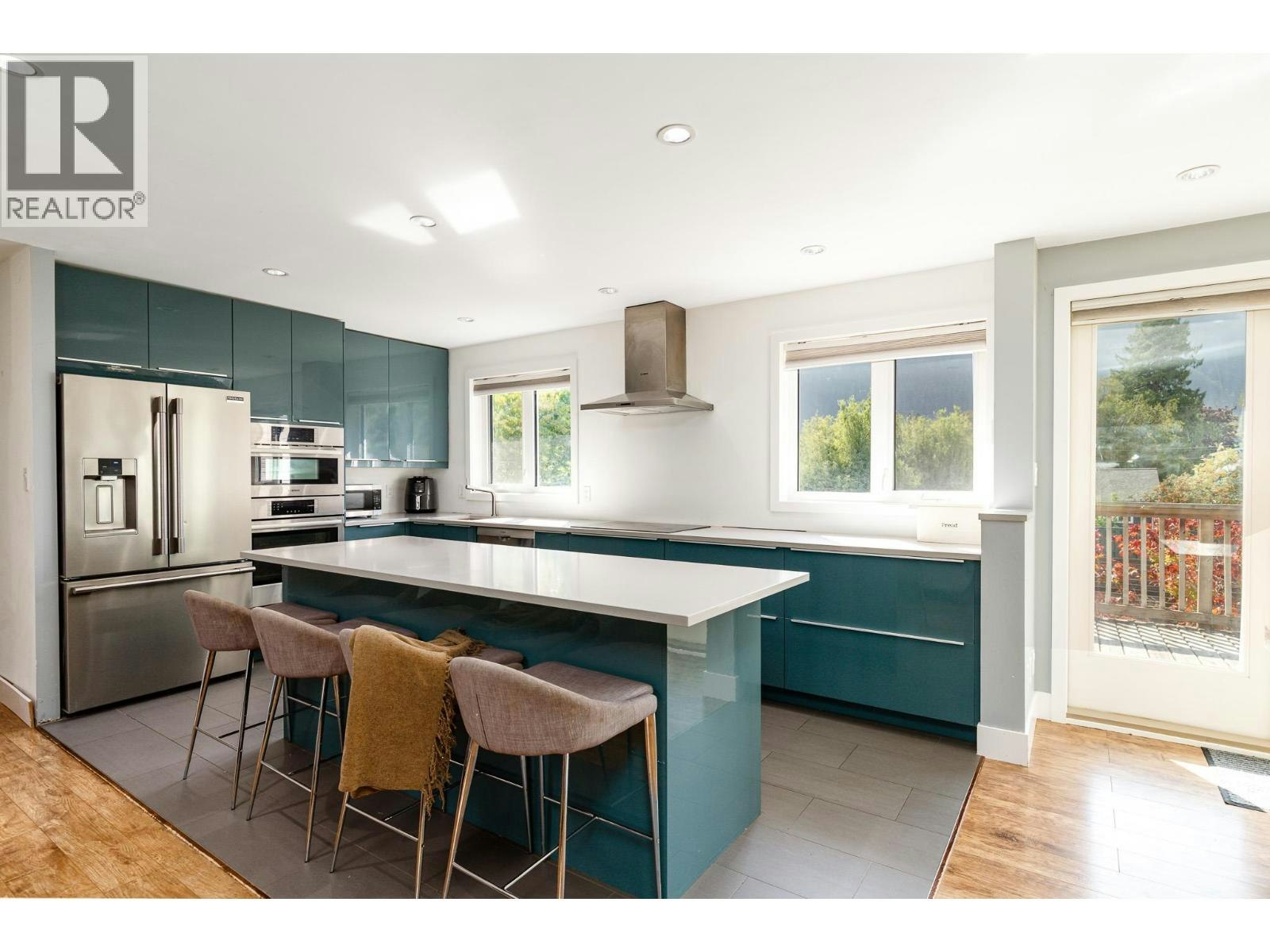 41843 Faith Road, Squamish, BC, V0N 1H0