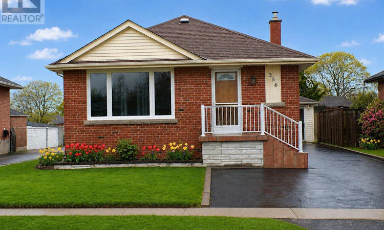 256 Farewell Street