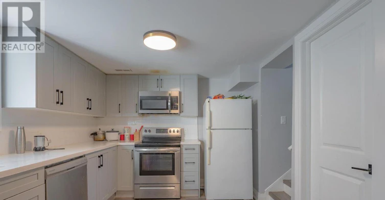 A-818 Orpington Road, Peterborough, ON, K9J 7X5 - 2