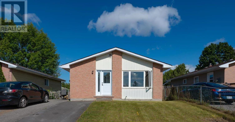 A-818 Orpington Road, Peterborough, ON, K9J 7X5