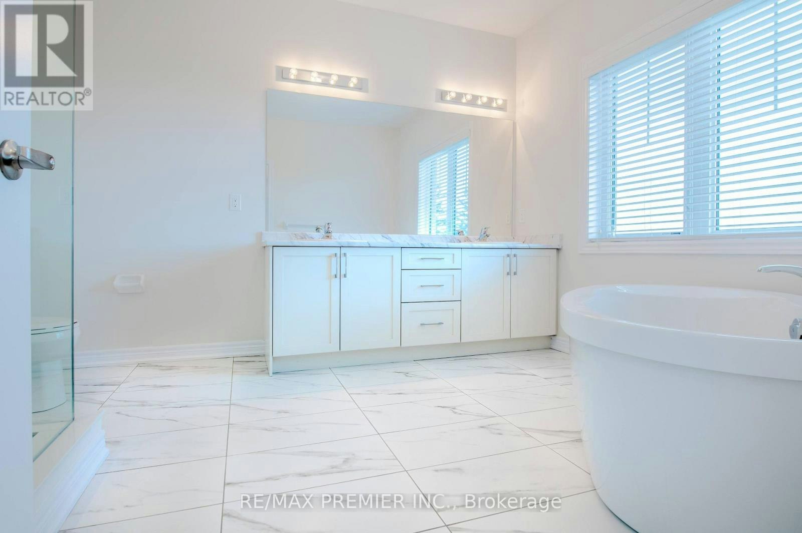 1375 Klondike Court, Oshawa, ON, L1L 0T1 - 15