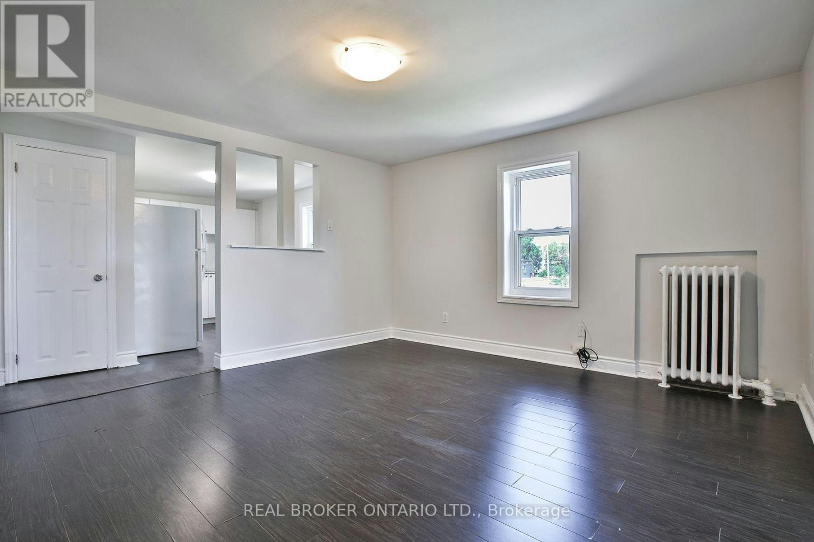 252 Sixth Street, Toronto, ON, M8V 3A7 - 2