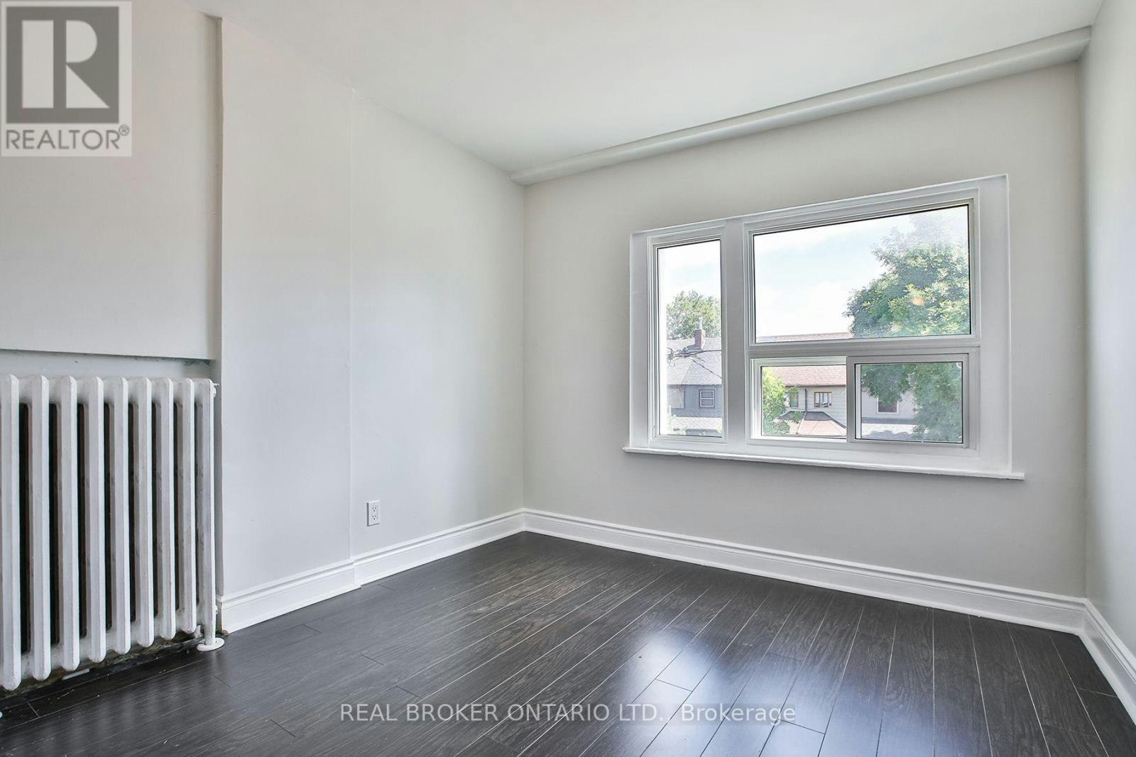 252 Sixth Street, Toronto, ON, M8V 3A7 - 9
