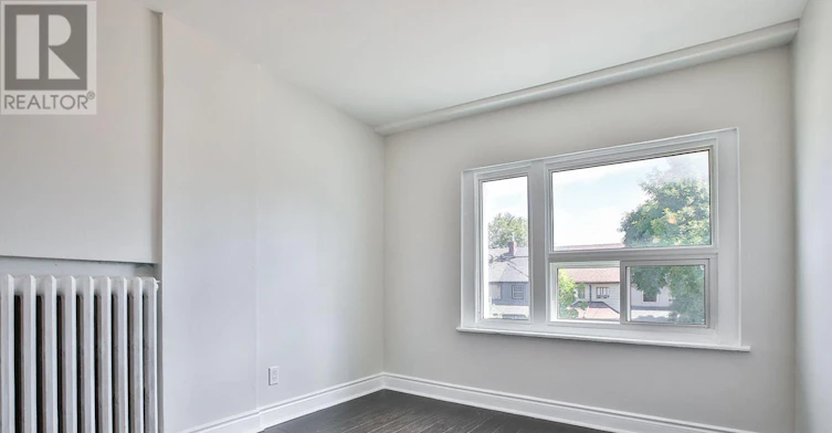252 Sixth Street, Toronto, ON, M8V 3A7 - 9