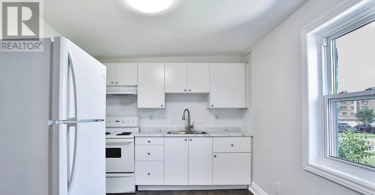 252 Sixth Street, Toronto, ON, M8V 3A7 - 5