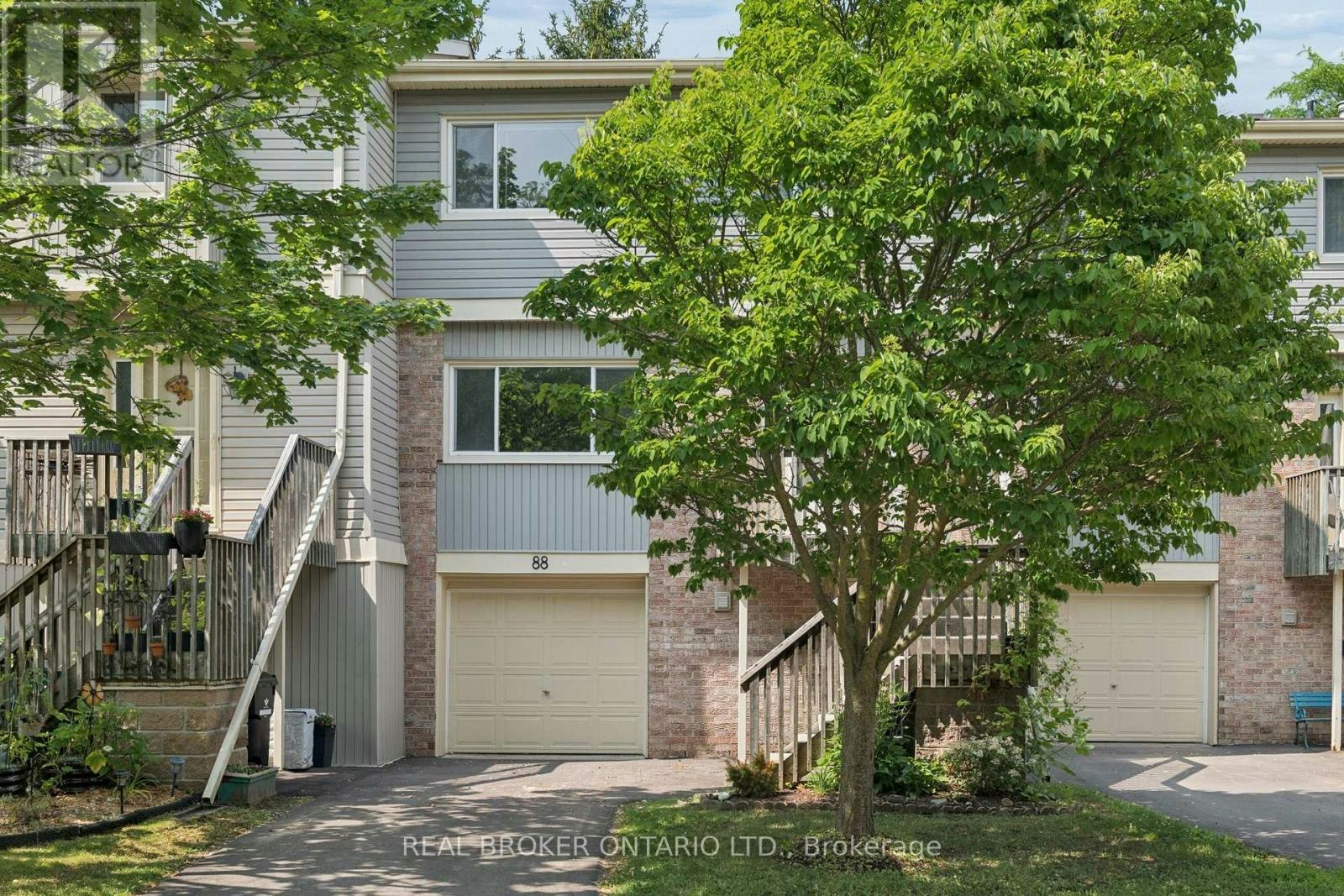 88-30 Green Valley Drive, Kitchener, ON, N2P 1G8